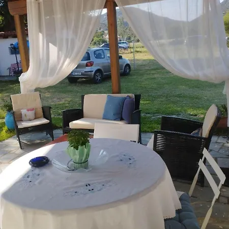 Tatil Evi Alina S House Xalkidiki *